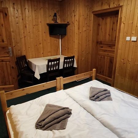 Penzion Apartmany Aninka Mariánská Zewnętrze zdjęcie